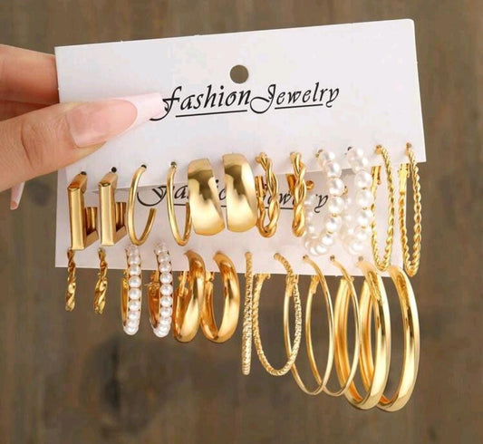 Paquet de boucles d’oreilles de bonne qualité et solides